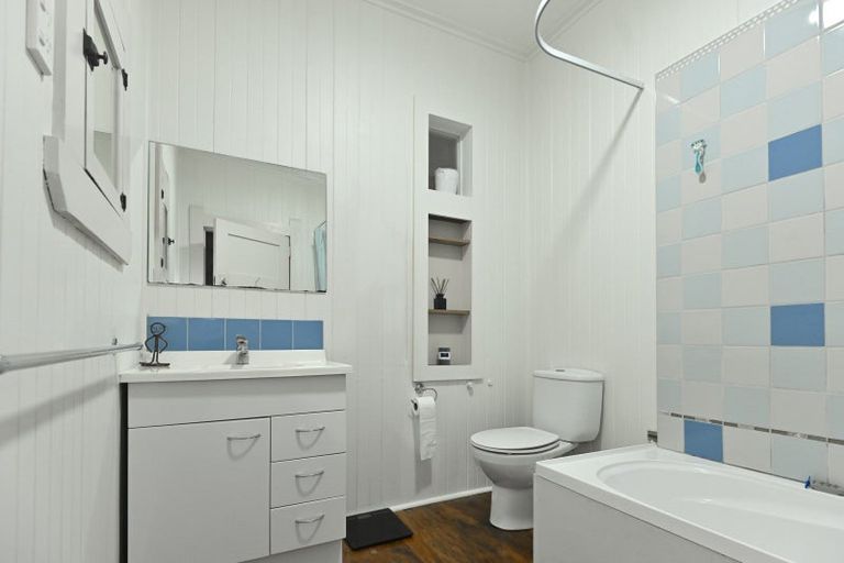 Photo of property in 410 Pepper Street, Saint Leonards, Hastings, 4120