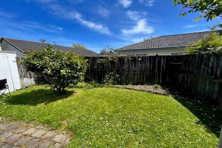 Photo of property in 9/169 Whites Line East, Waiwhetu, Lower Hutt, 5010