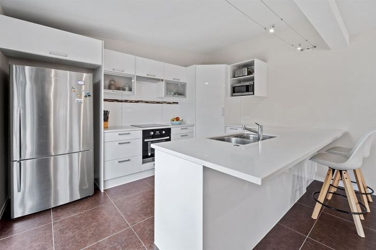 Photo of property in 11a Brandon Road, Manly, Whangaparaoa, 0930