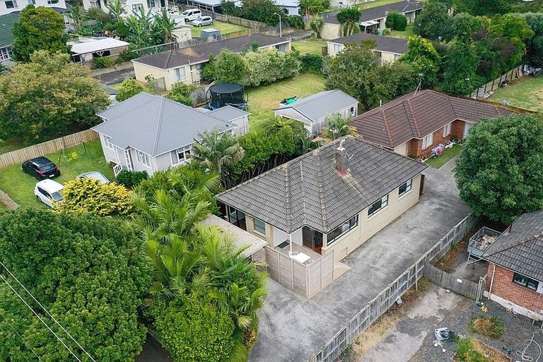 Photo of property in 23 Tripoli Road, Panmure, Auckland, 1072