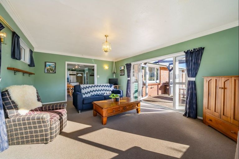 Photo of property in 17b Clouston Park Road, Clouston Park, Upper Hutt, 5018