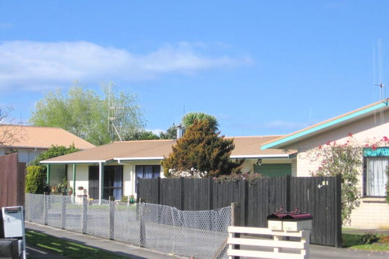 Photo of property in 18a Ngarimu Place, Mount Maunganui, 3116