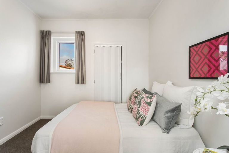 Photo of property in 14 Hammond Place, Spreydon, Christchurch, 8024