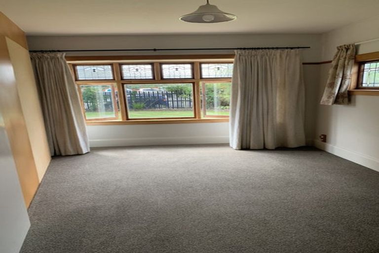 Photo of property in 37 Lyndon Street, Riccarton, Christchurch, 8041