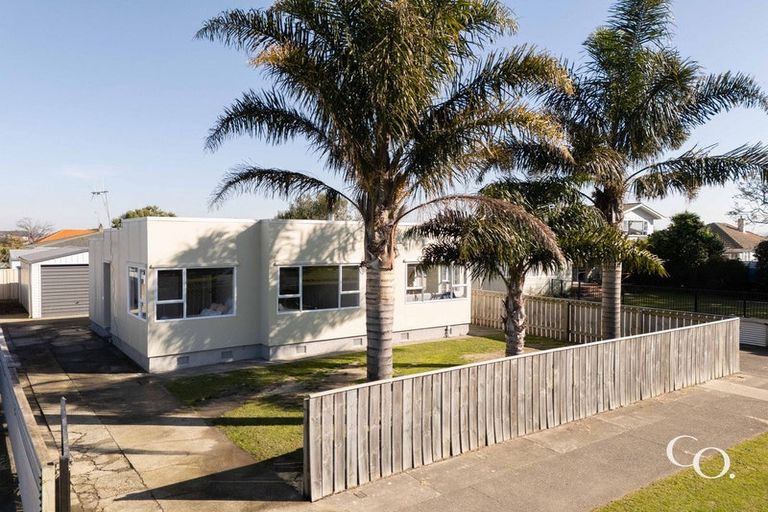 Photo of property in 72 Douglas Mclean Avenue, Marewa, Napier, 4110