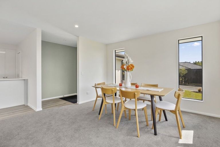 Photo of property in 8 Magnolia Lane, Mosgiel, 9024