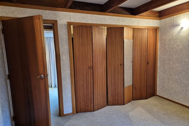 Photo of property in 39 Lucknow Terrace, Khandallah, Wellington, 6035