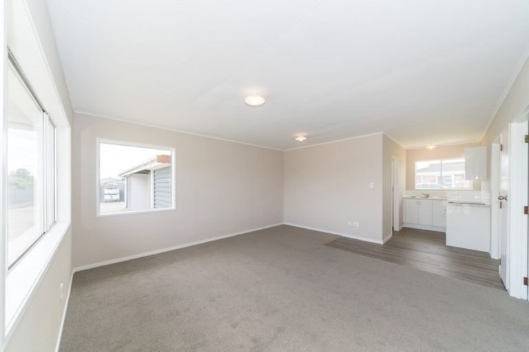 Photo of property in 10a Seaforth Avenue, Milson, Palmerston North, 4414