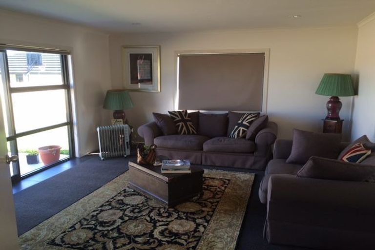 Photo of property in 19 Teatree Close, Huntington, Hamilton, 3210