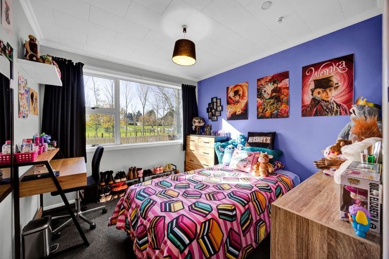 Photo of property in 10 Karaka Street, Inglewood, 4330