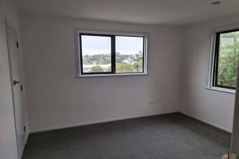 Photo of property in 13 Wylie Avenue, Sunnynook, Auckland, 0620