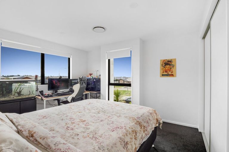 Photo of property in 1 Challow Court, Rolleston, 7615