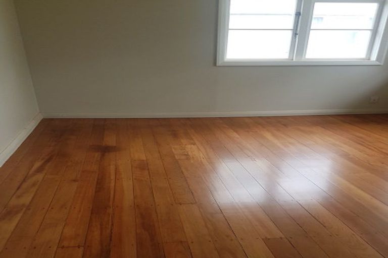 Photo of property in 614 Featherston Street, Roslyn, Palmerston North, 4414