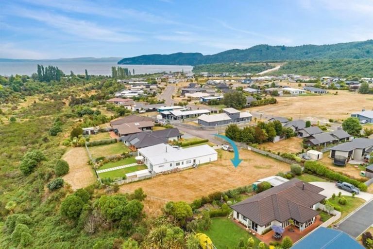 Photo of property in 97 Lisland Drive, Kinloch, Taupo, 3377