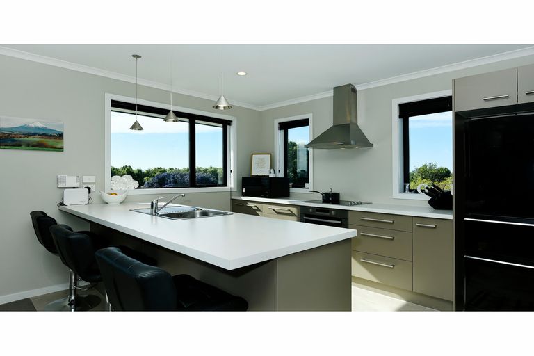 Photo of property in 31 Kendall View, Stoke, Nelson, 7011