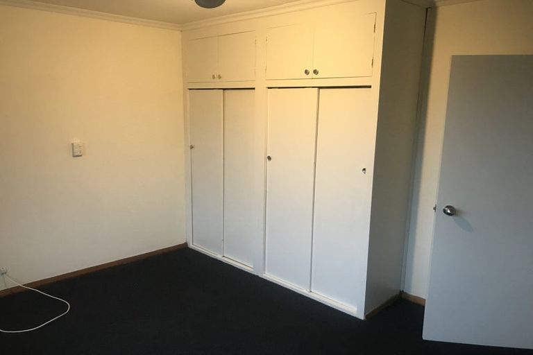 Photo of property in 19 Brockville Road, Glenross, Dunedin, 9011