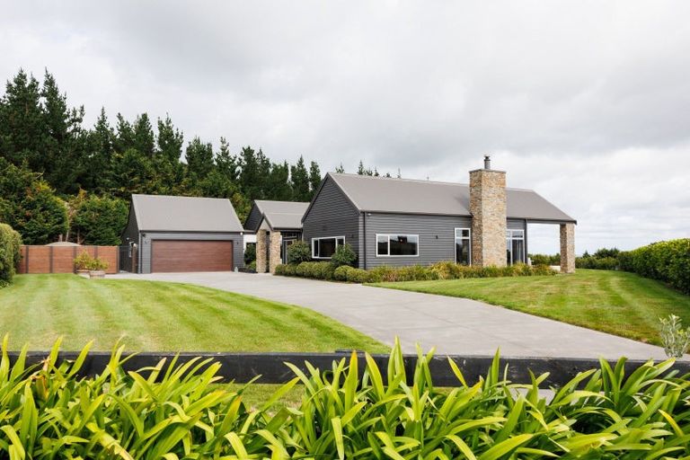 Photo of property in 39 Branksome Place, Aokautere, Palmerston North, 4471