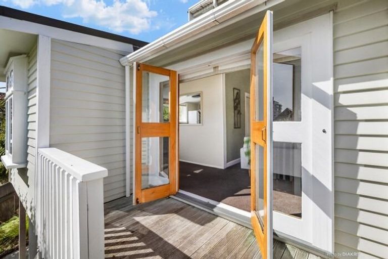 Photo of property in 7a Boston Terrace, Aro Valley, Wellington, 6021