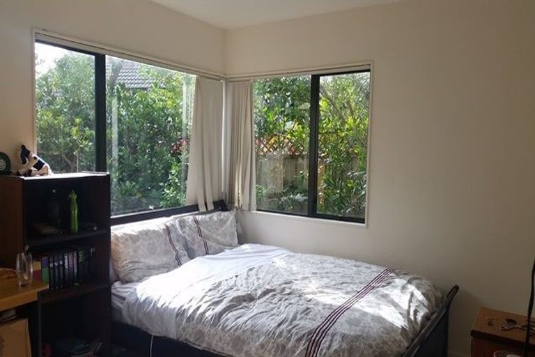 Photo of property in 17c Langana Avenue, Browns Bay, Auckland, 0630