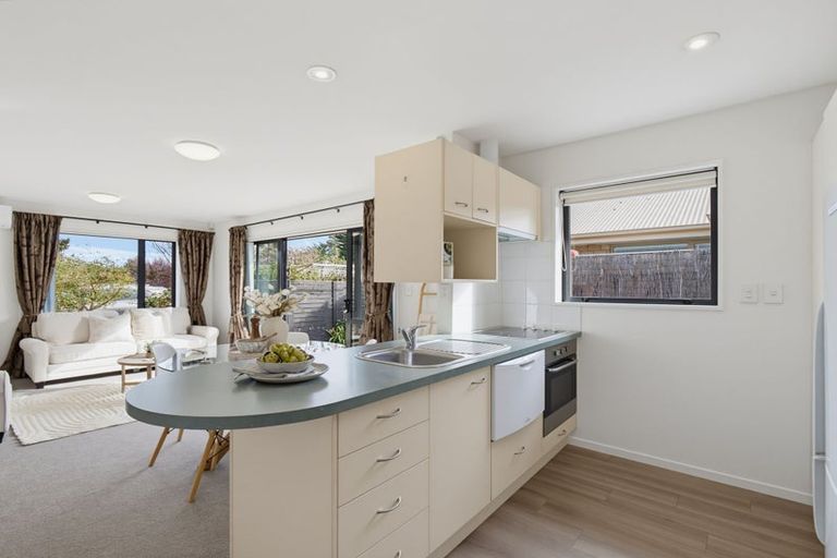 Photo of property in 1/42 Sawyers Arms Road, Northcote, Christchurch, 8052