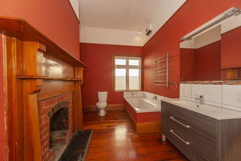 Photo of property in 35 Coolidge Street, Brooklyn, Wellington, 6021