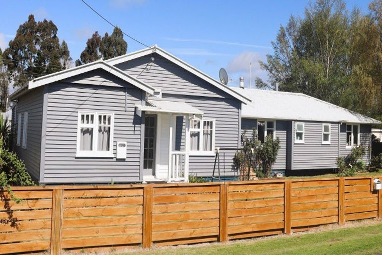 Photo of property in 14 Rangipo Street, Waiouru, 4825