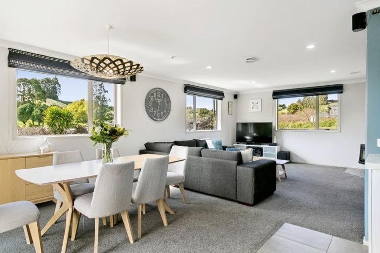 Photo of property in 78 Dalmore Way, Acacia Bay, Taupo, 3385