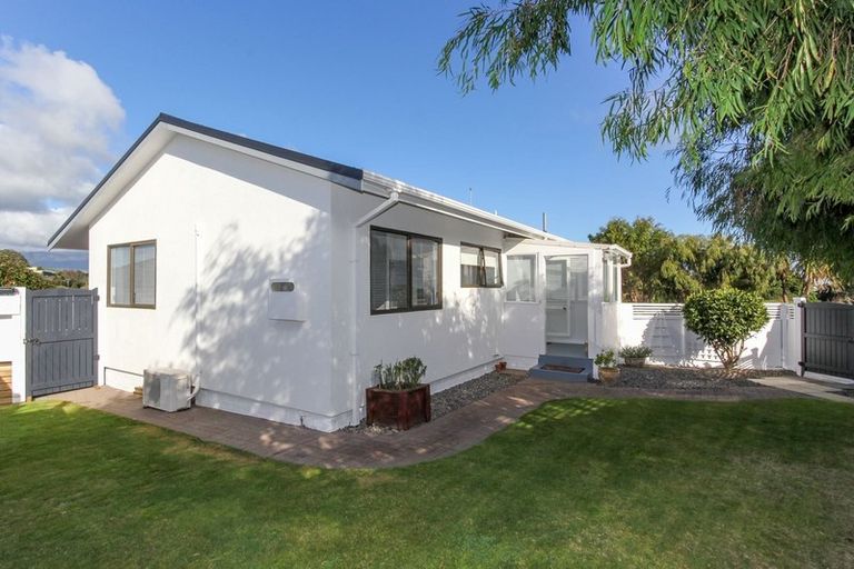 Photo of property in 13d Kipling Drive, Whalers Gate, New Plymouth, 4310