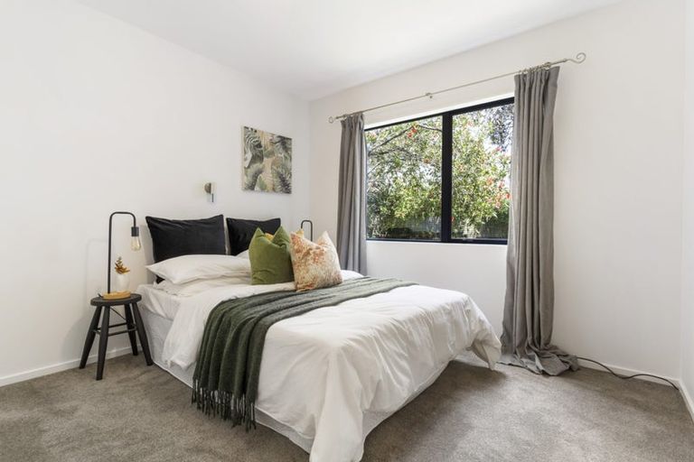 Photo of property in 2/16 Duncan Avenue, Te Atatu South, Auckland, 0610