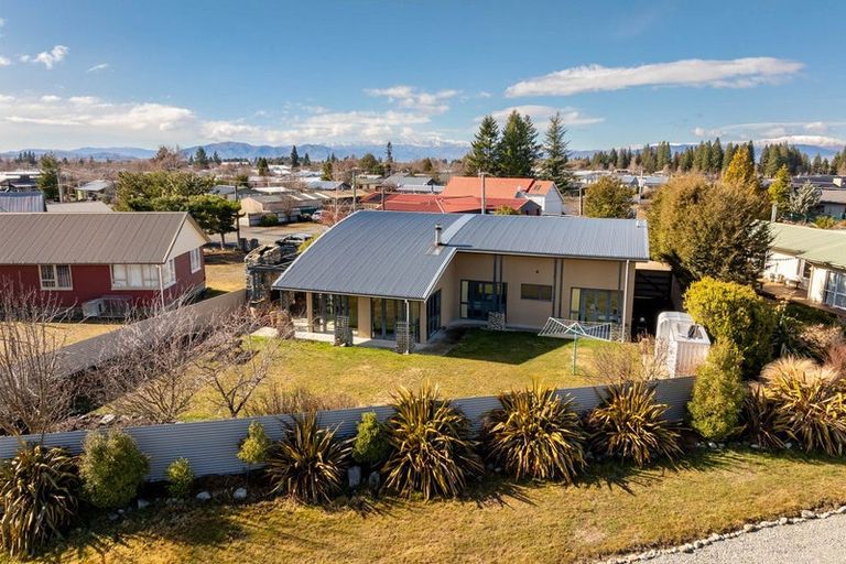 Photo of property in 59 Totara Drive, Twizel, 7901