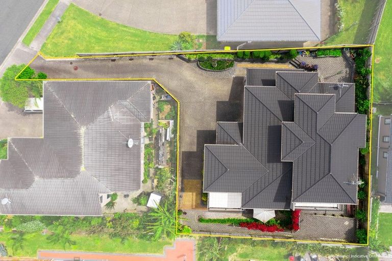 Photo of property in 12b Waikura Drive, Te Atatu Peninsula, Auckland, 0610