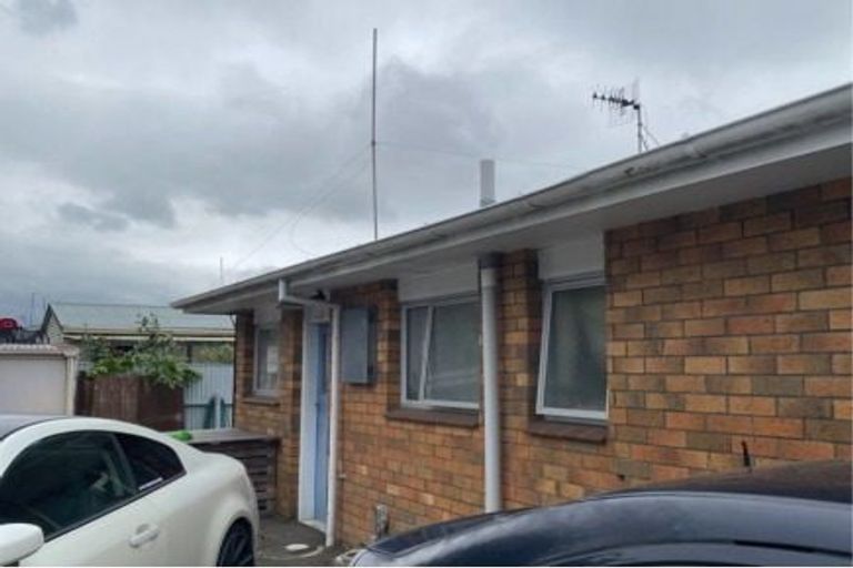 Photo of property in 2/786 Main Street, Roslyn, Palmerston North, 4414