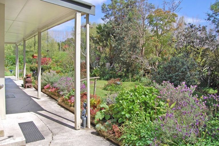 Photo of property in 2062 State Highway 1, Kaiwaka, 0573