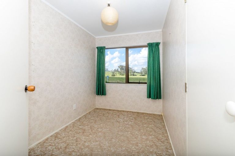 Photo of property in 32 Foster Road, Temple View, Hamilton, 3218