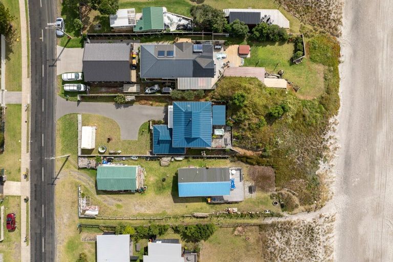 Photo of property in 563 Pukehina Parade, Pukehina, Te Puke, 3189
