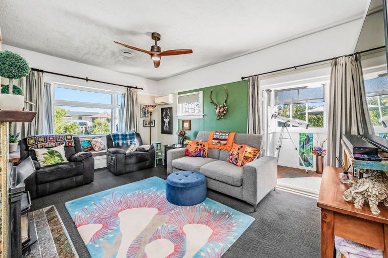 Photo of property in 12 D'arcy Street, Leeston, 7632