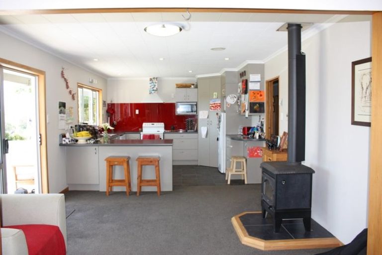 Photo of property in 22 Tiratu Road, Dannevirke, 4976