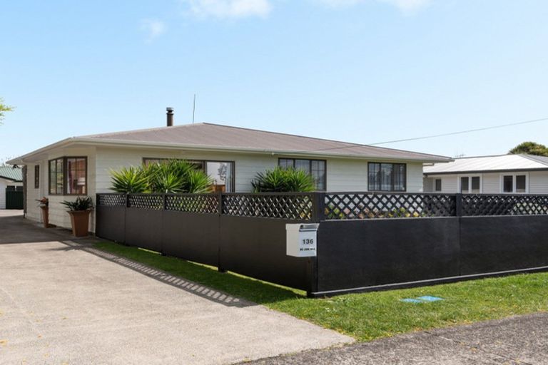 Photo of property in 136 Windsor Road, Bellevue, Tauranga, 3110