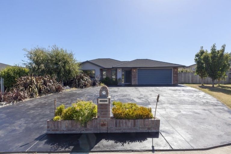 Photo of property in 27 Telford Way, Raumati Beach, Paraparaumu, 5032