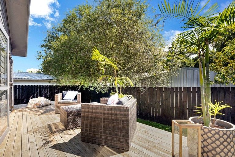 Photo of property in 38 Childers Road, Ranui, Auckland, 0612