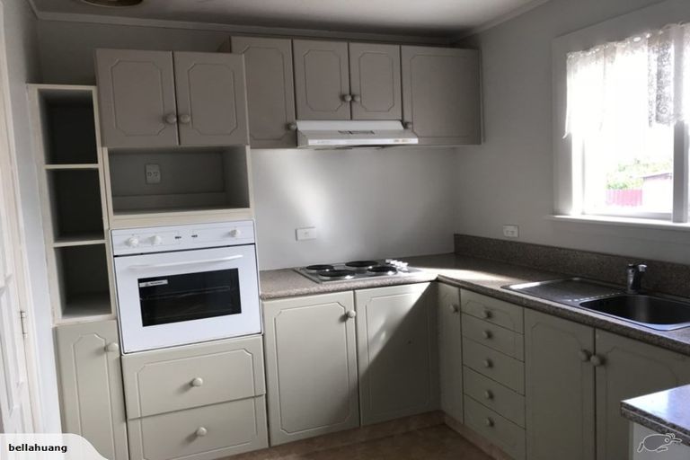 Photo of property in 168 Macandrew Road, South Dunedin, Dunedin, 9012