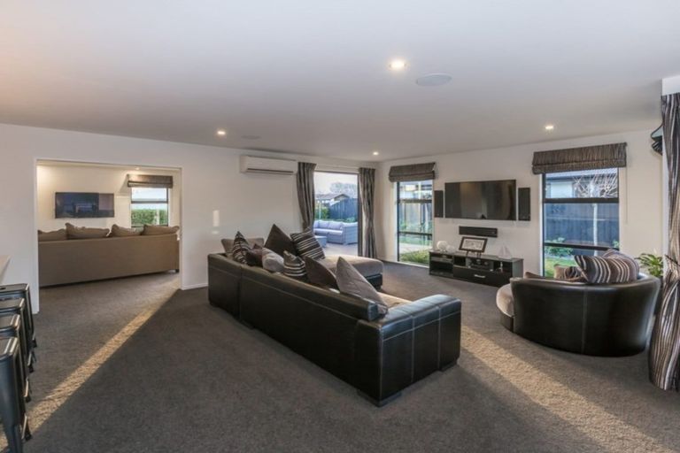 Photo of property in 41 Te Whenu Crescent, Marshland, Christchurch, 8083