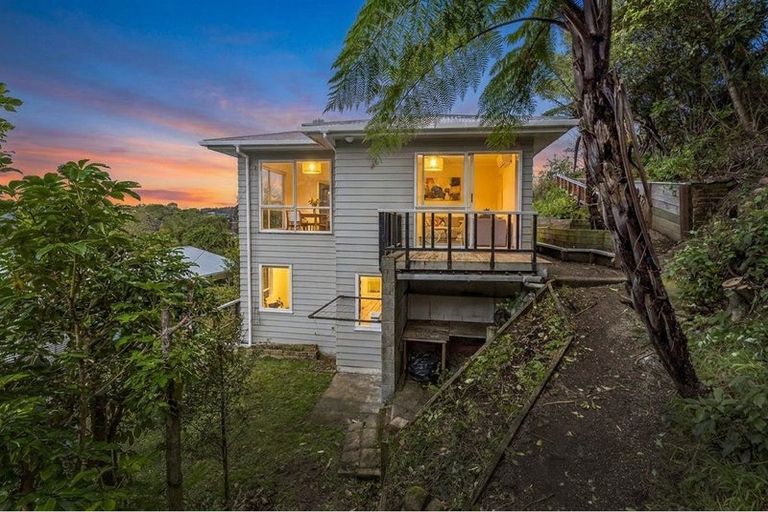 Photo of property in 69b Chamberlain Road, Karori, Wellington, 6012