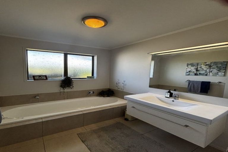 Photo of property in 653 Carrington Road, Hurworth, New Plymouth, 4371