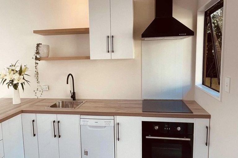 Photo of property in 2/90 Toi Toi Street, Toi Toi, Nelson, 7010