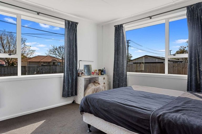 Photo of property in 20 Orontes Street, Shirley, Christchurch, 8013