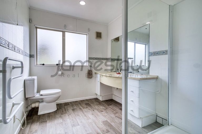 Photo of property in 25a Brightside Road, Stanmore Bay, Whangaparaoa, 0932