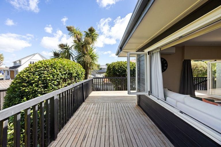 Photo of property in 8 Alison Street, Hamilton Lake, Hamilton, 3204