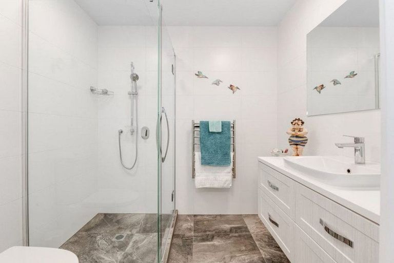 Photo of property in 237 Hibiscus Drive, Orewa, 0931