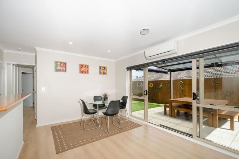 Photo of property in 21 Richfield Crescent, Westgate, Auckland, 0614